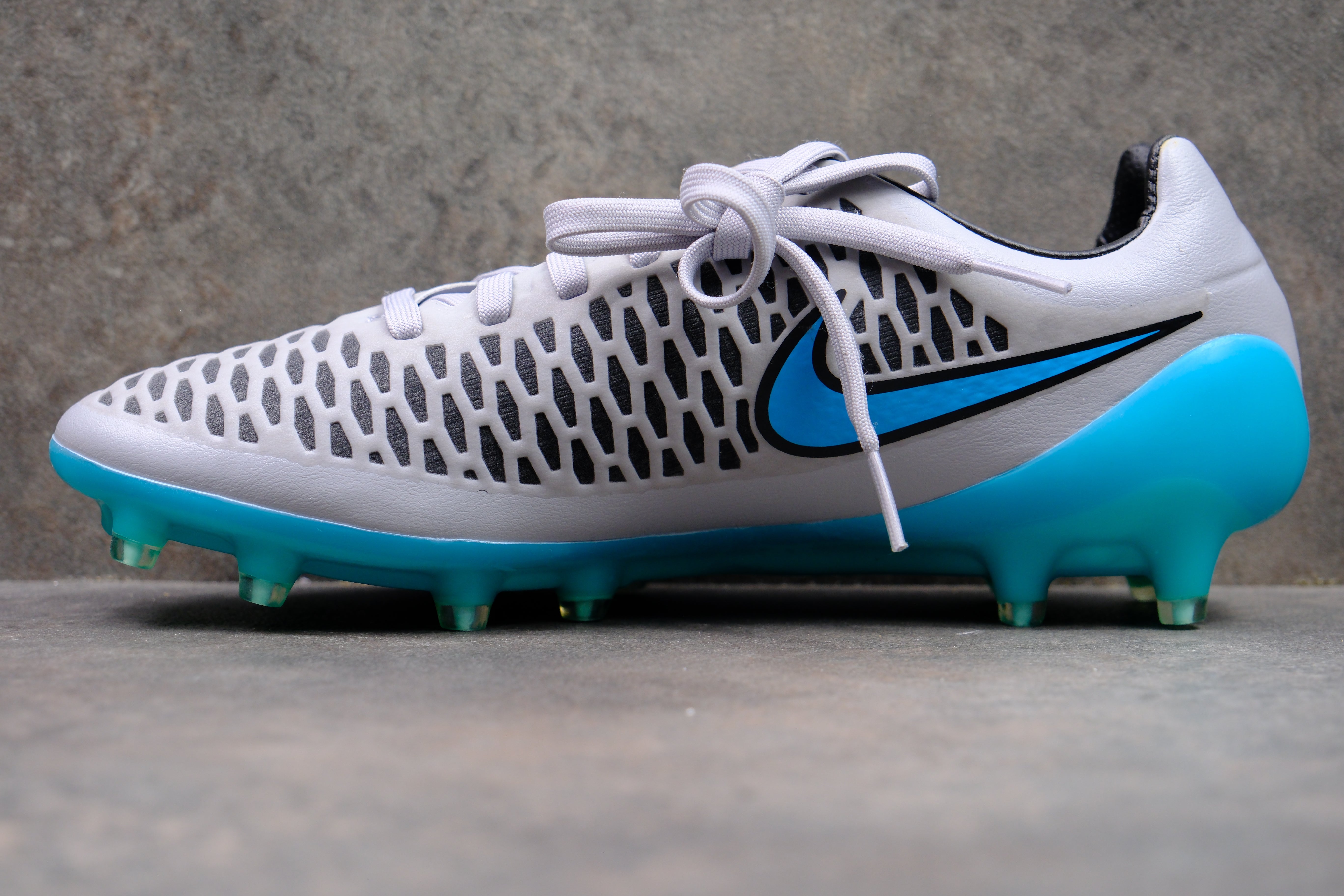 nike wolf grey football boots