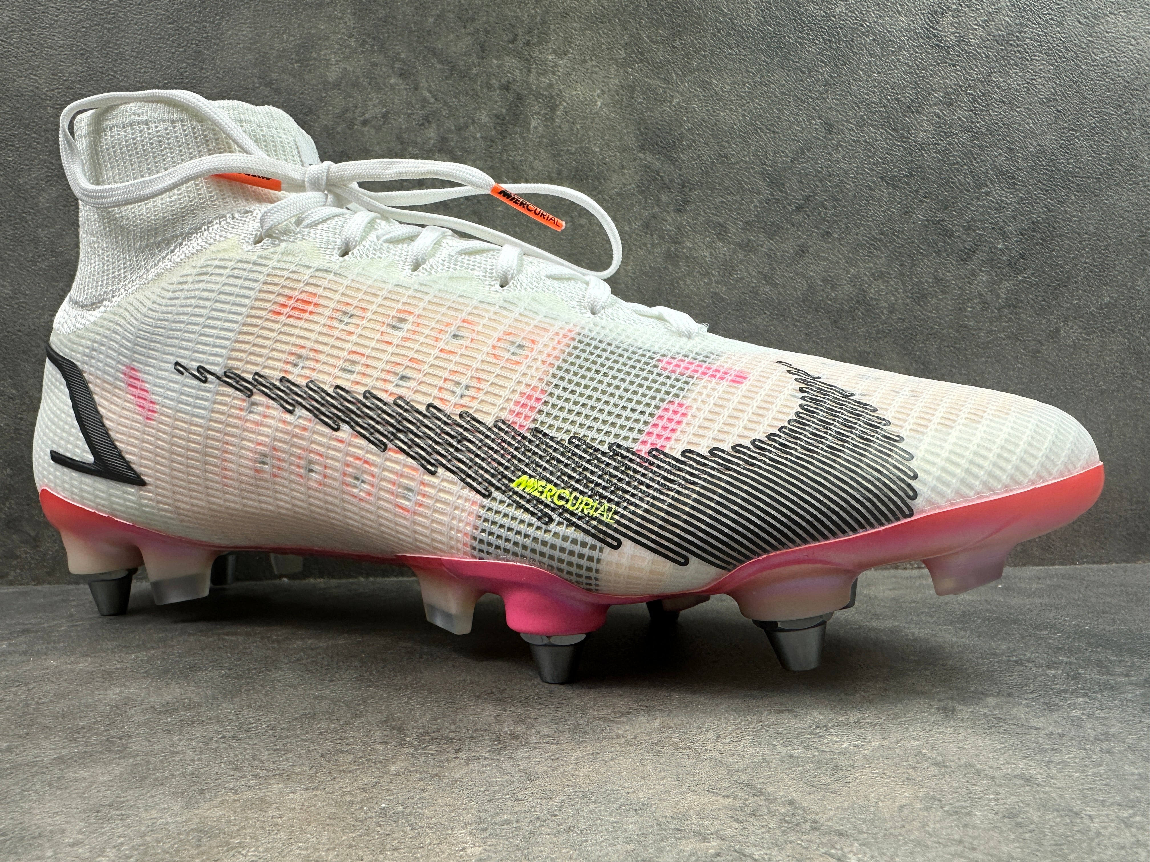 new nike soccer cleats 2021