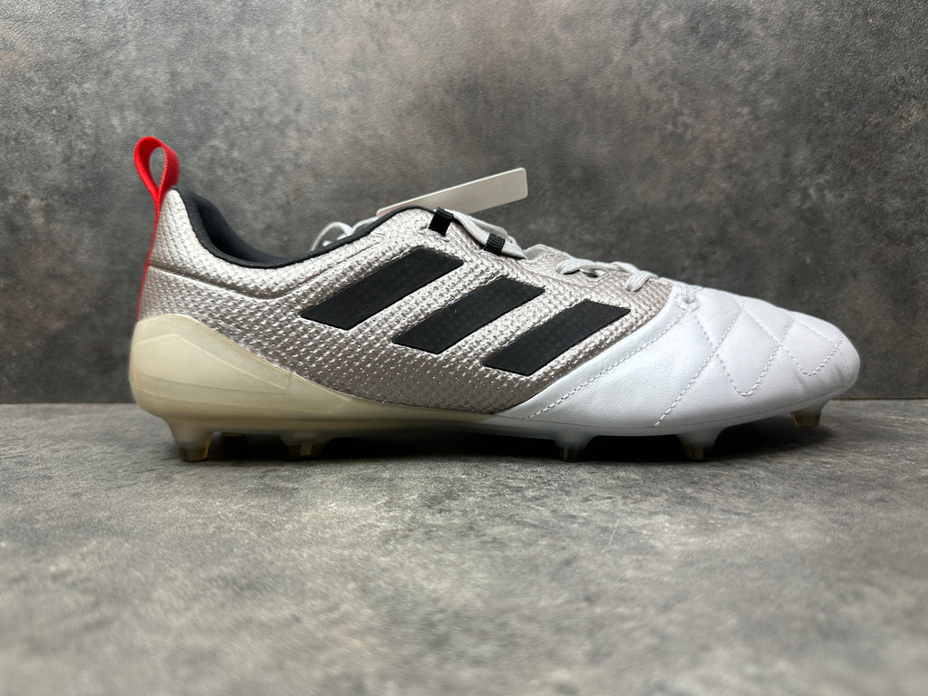 Adidas ace 17.1 black and white deals