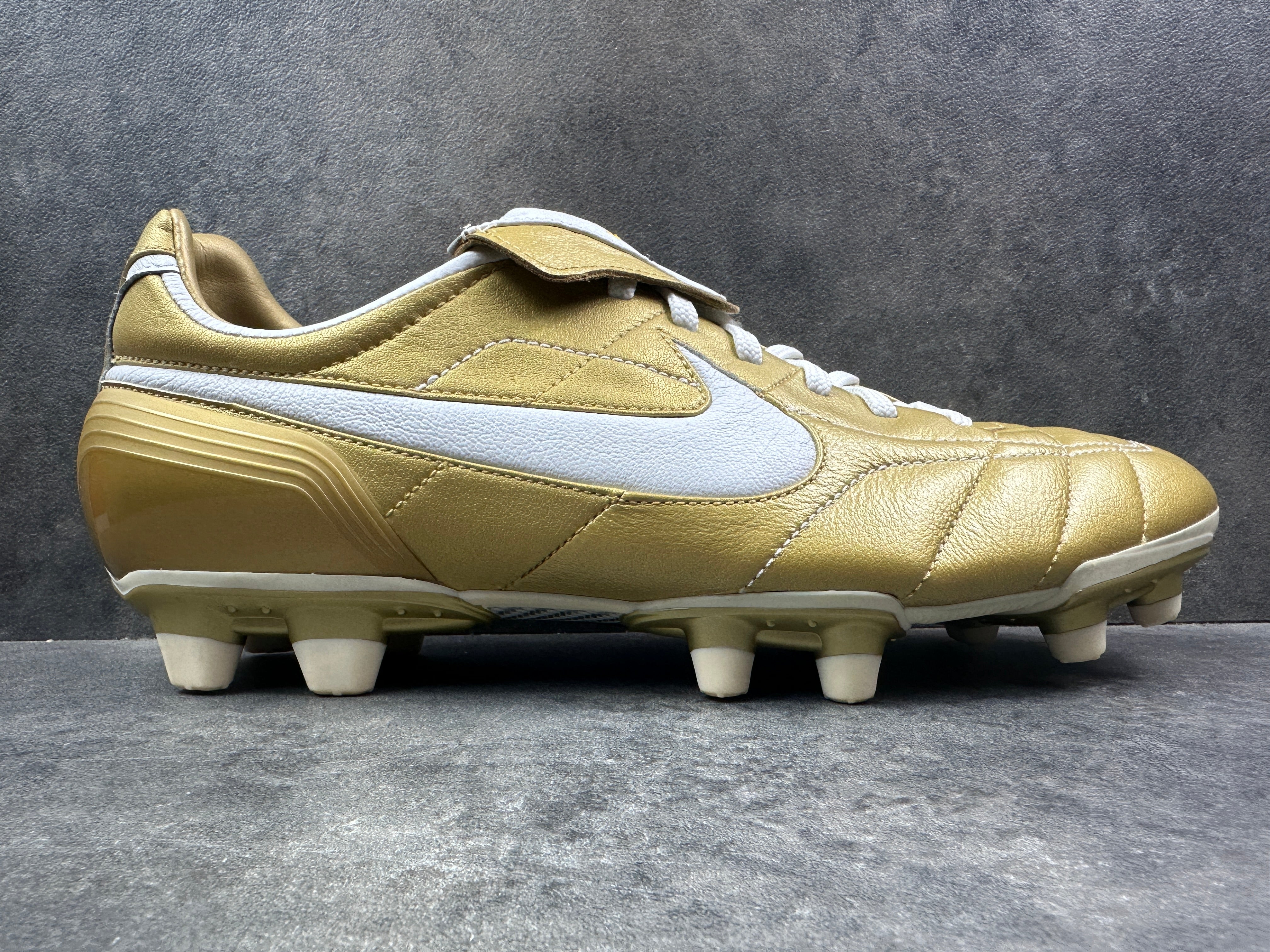 Nike Tiempo Air Legend R10 FG The Boot Chamber