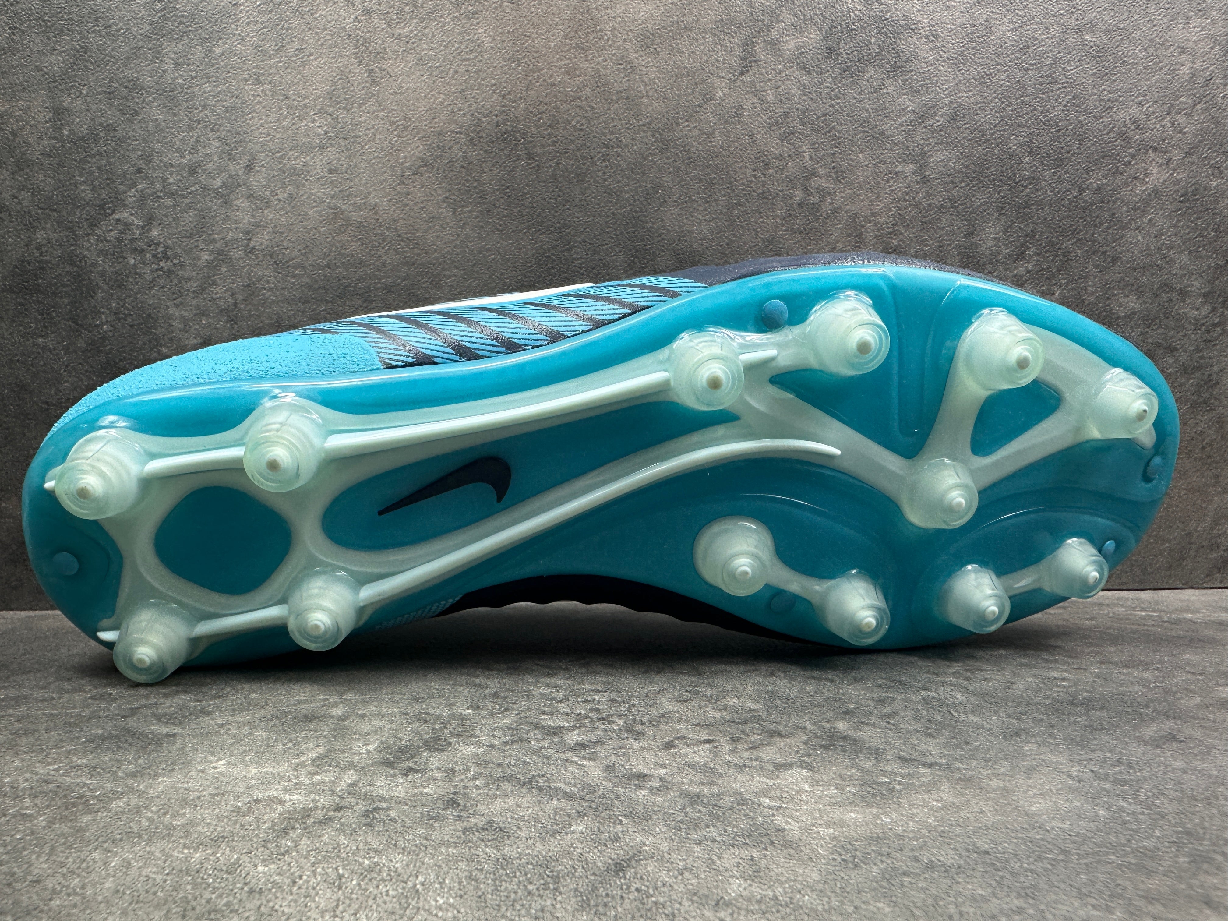 NIKE MAGISTA OPUS Ⅱ HG Nike Magista Opus II HG – The Boot Chamber