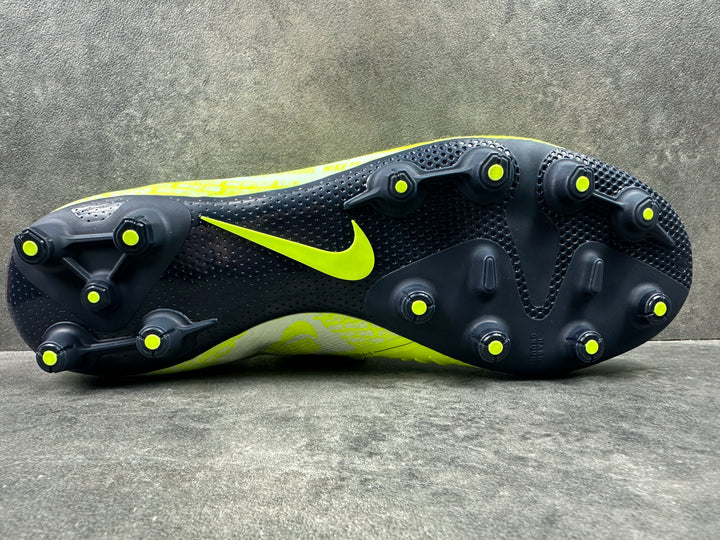 Nike Phantom Venom HG