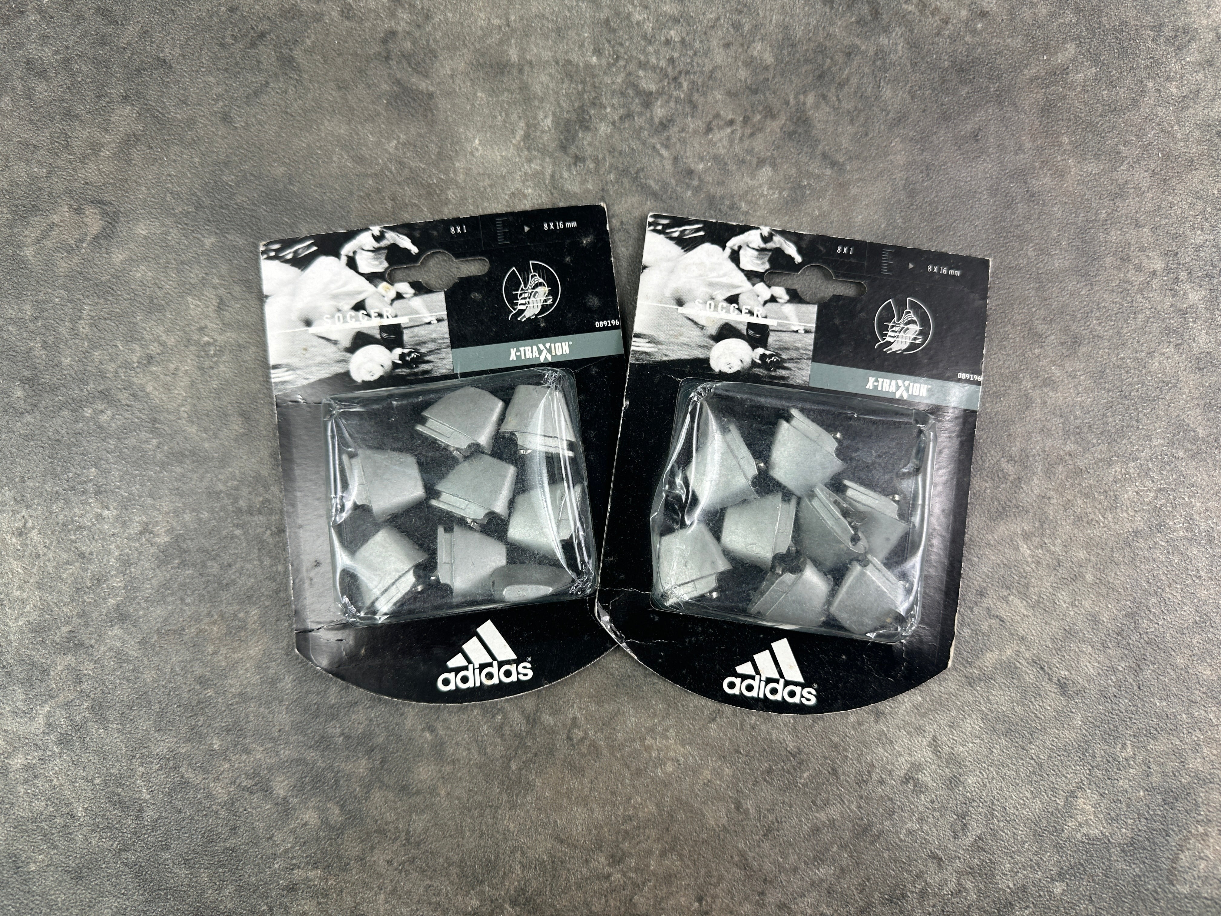 Adidas predator hotsell replacement studs