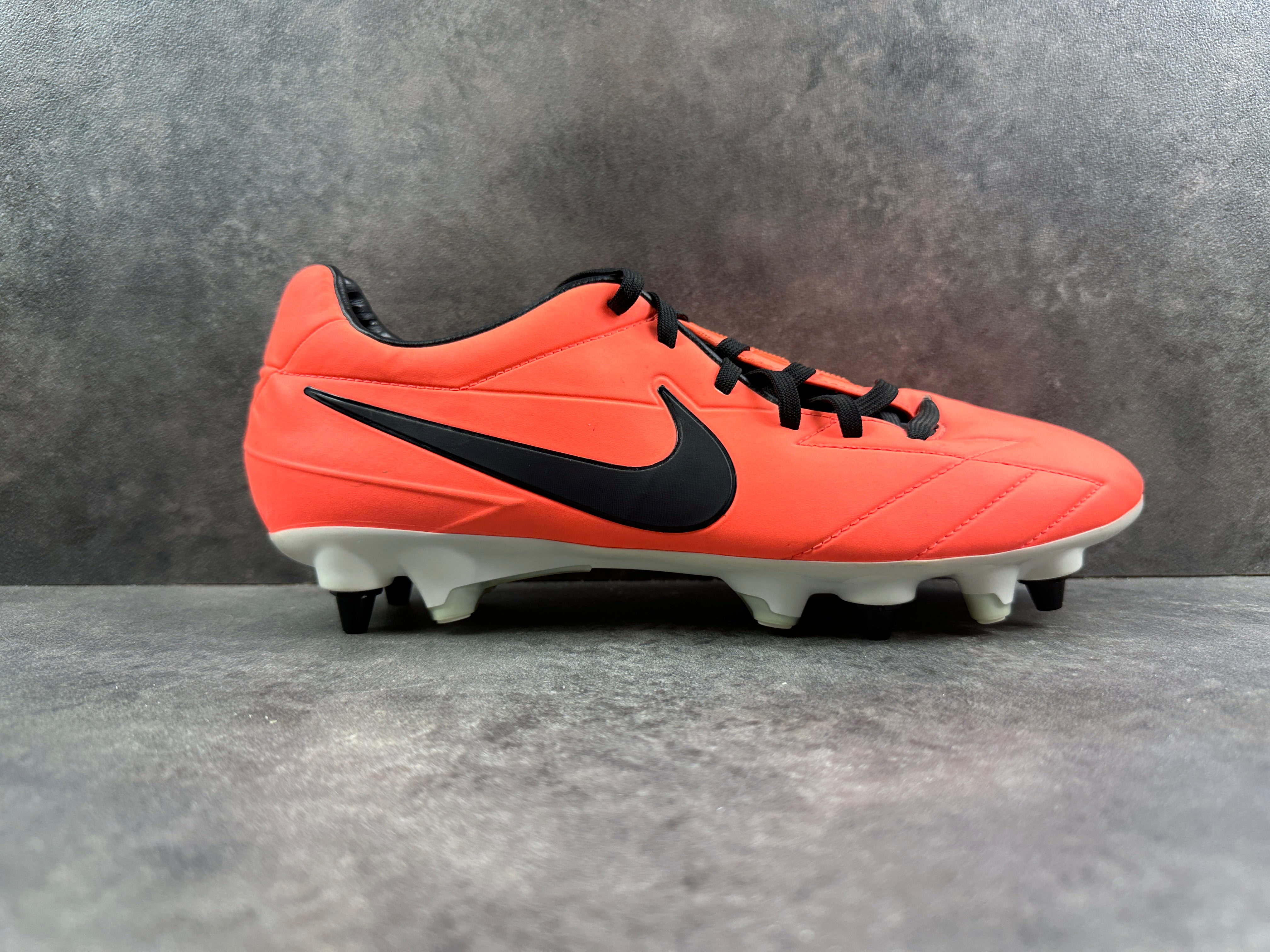 Nike total 90 laser clearance iv