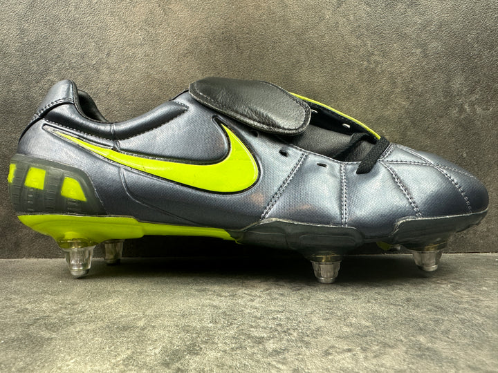 Nike Total 90 Laser III SG (Player Issue)