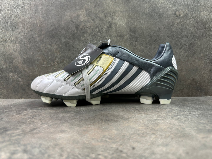 Adidas Predator Powerswerve