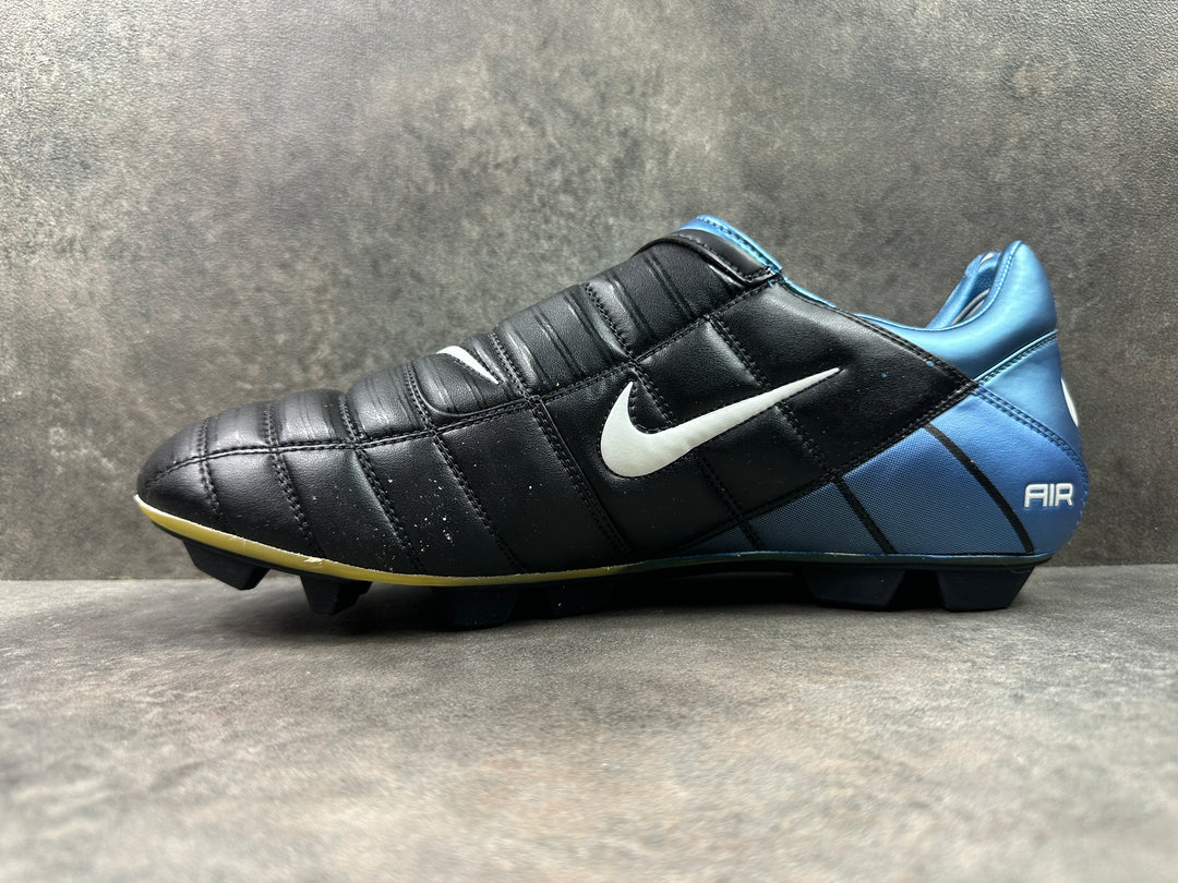 Nike Total 90 II