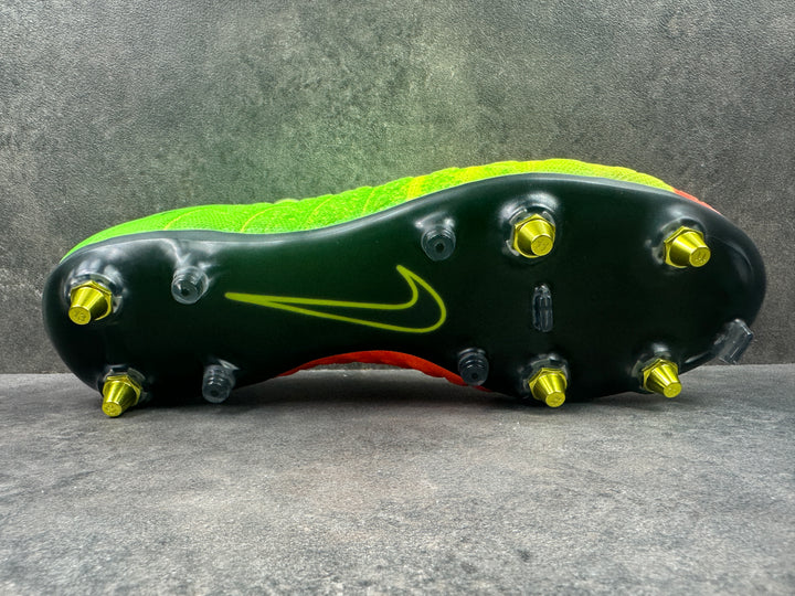 Nike Hypervenom Phantom III