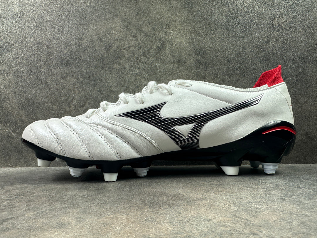 Mizuno Morelia Neo III Japan